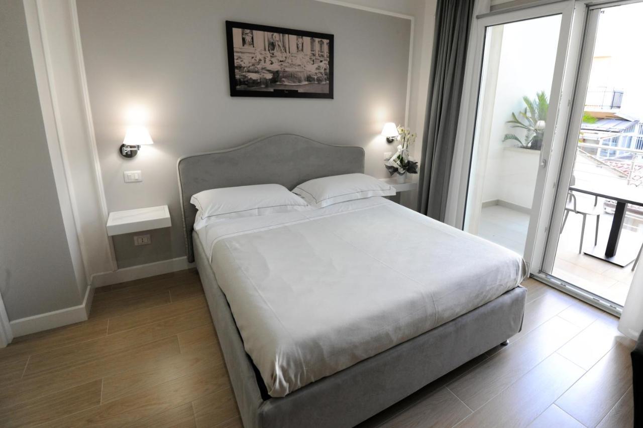 B&B La Dolce Vita Fondi Buitenkant foto